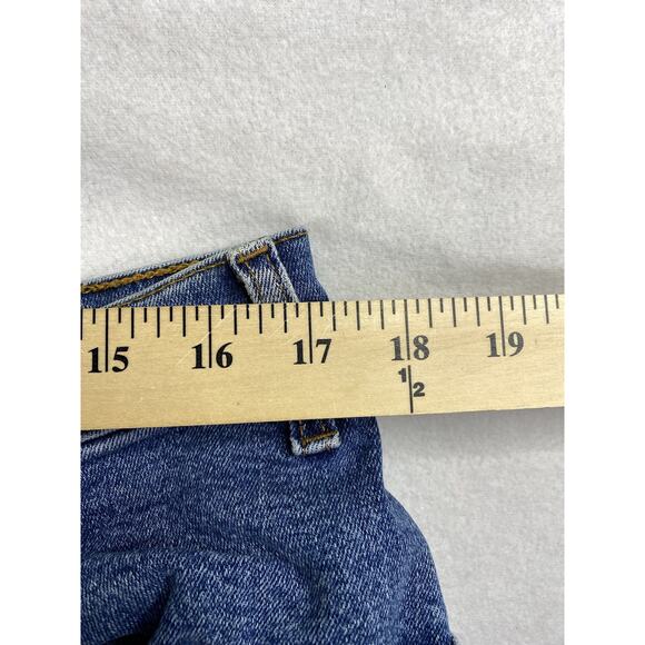 Levi's Denim Shorts Blue Womens Size 16W Bermuda Style Mid Rise 7” VTG 2002 - Picture 5 of 6